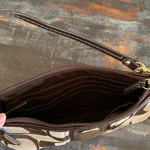 Coach clutch purse/mini purse. Tan - Picture 6 of 8